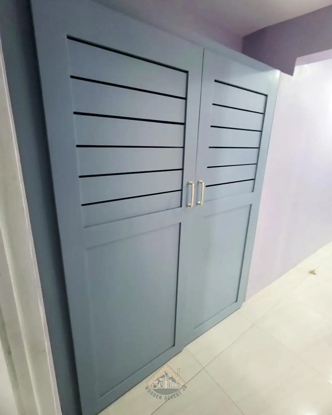 WoodenAccentJa-Custom Closet 