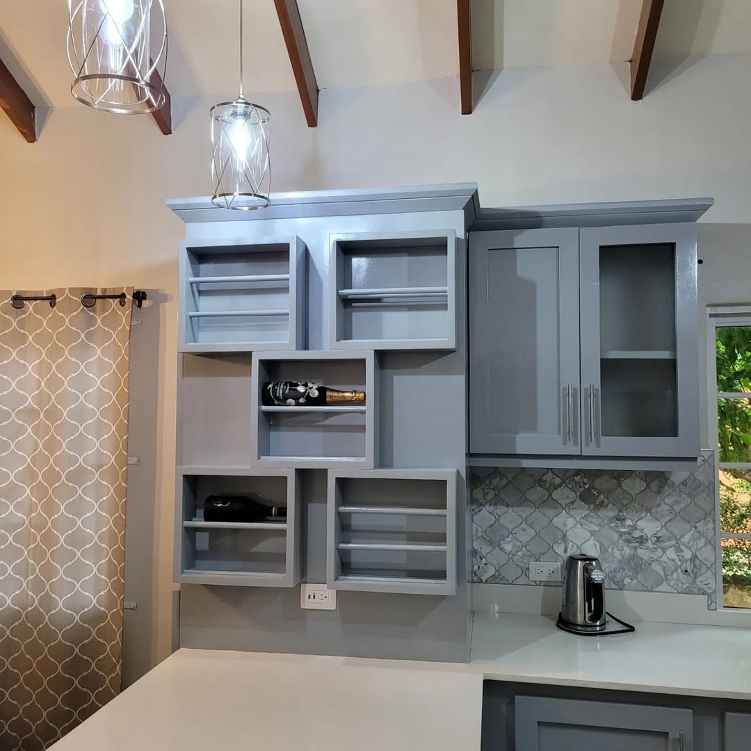 Custom Counter and Bar Storage